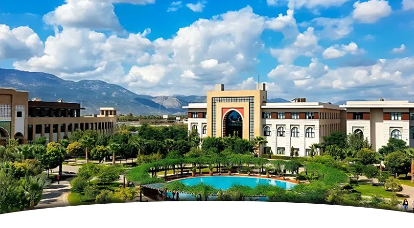 فضای دانشگاه آنتالیا بیلیم ترکیه