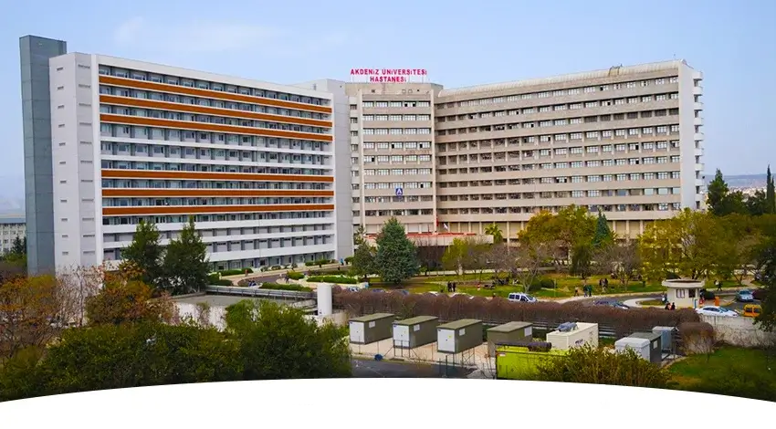 دانشگاه آکدنیز آنتالیا